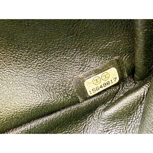 Chanel 2.55 Reissue Double Flap Iridescent Dark Green Patent Leather Bag - Picture 9 of 13